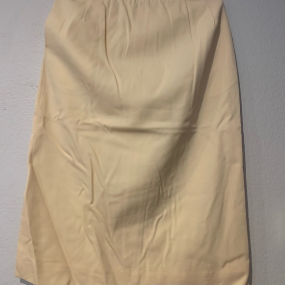 Christian Dior - Picture 8 of 12